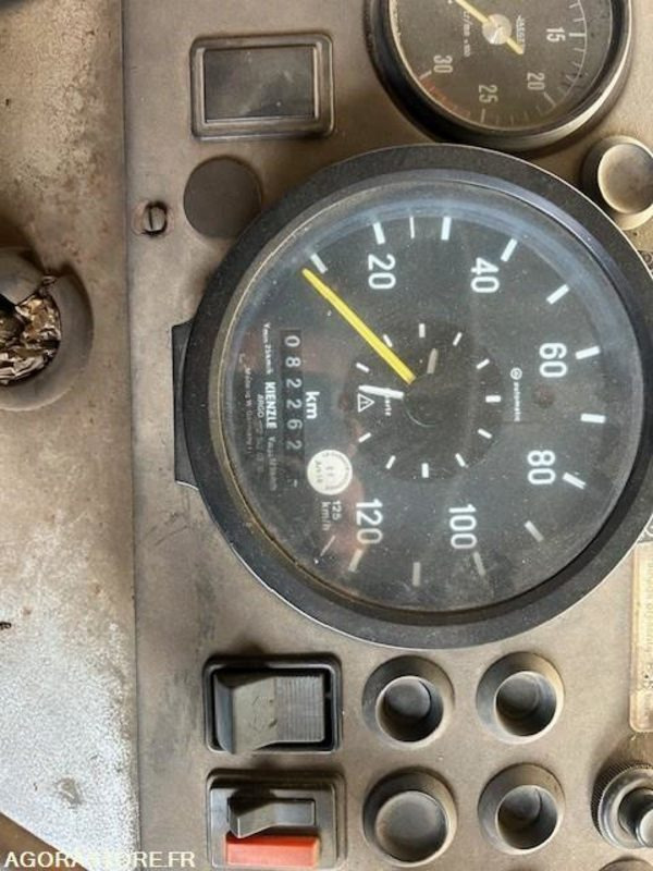 Kamion CAMION UNIC - 1974 / 82262 KM: slika Kamion CAMION UNIC - 1974 / 82262 KM