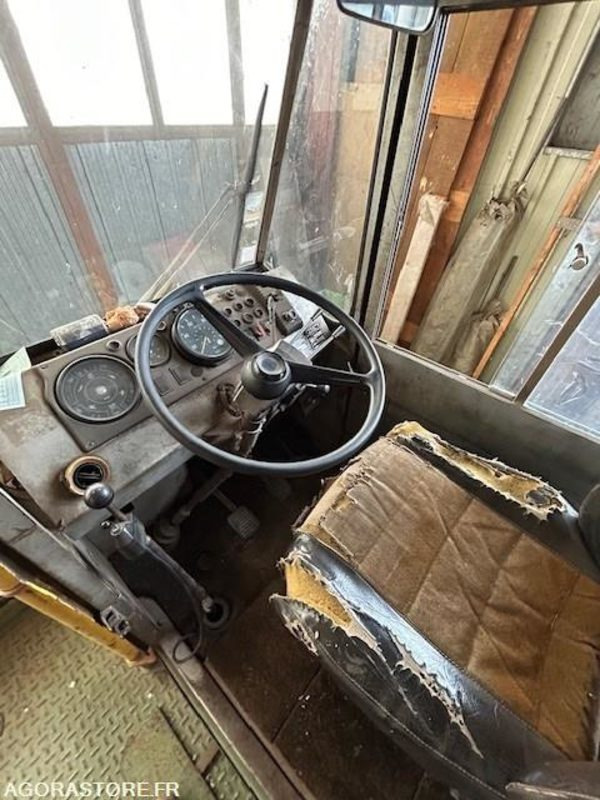 Kamion CAMION UNIC - 1974 / 82262 KM: slika Kamion CAMION UNIC - 1974 / 82262 KM