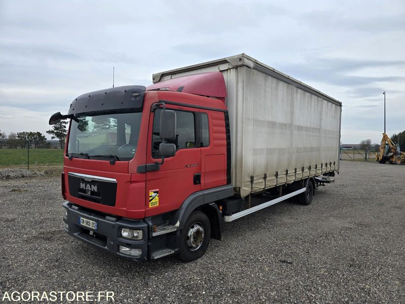 MAN TGL 12.250 - 2012 - 697000km - Camion Ridelles Coulissantes - Kamion: slika MAN TGL 12.250 - 2012 - 697000km - Camion Ridelles Coulissantes - Kamion MAN TGL 12.250 - 2012 - 697000km - Camion Ridelles Coulissantes - Kamion: slika MAN TGL 12.250 - 2012 - 697000km - Camion Ridelles Coulissantes - Kamion