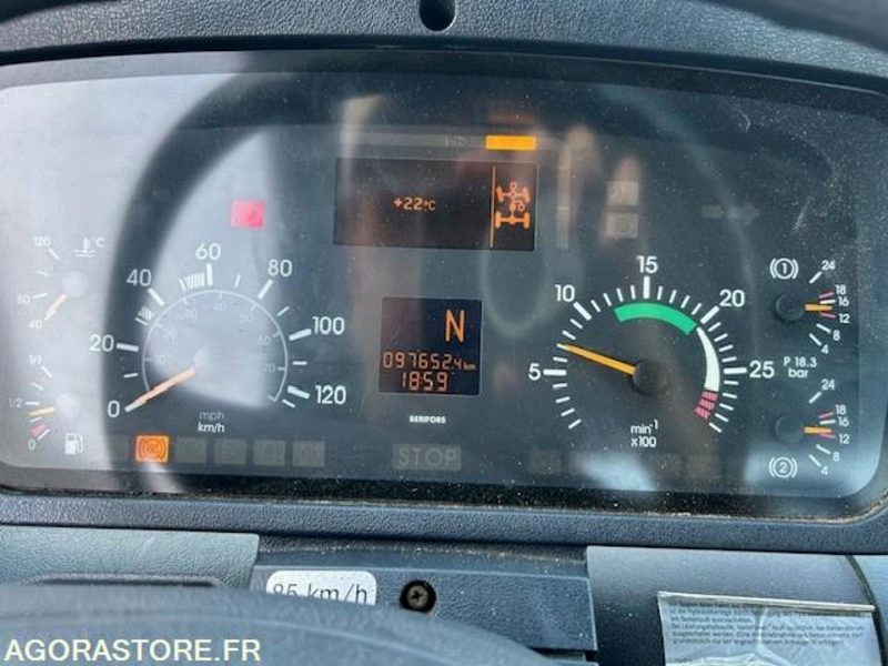 MERCEDES UNIMOG U300C VERSION COMMUNALE 2000 97652 KM - Kamion: slika MERCEDES UNIMOG U300C VERSION COMMUNALE 2000 97652 KM - Kamion MERCEDES UNIMOG U300C VERSION COMMUNALE 2000 97652 KM - Kamion: slika MERCEDES UNIMOG U300C VERSION COMMUNALE 2000 97652 KM - Kamion