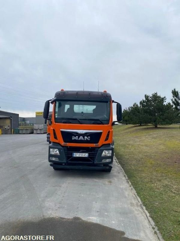 Kamion PORTEUR MAN EF-818-VS - CHASSIS TRIDEL: slika Kamion PORTEUR MAN EF-818-VS - CHASSIS TRIDEL