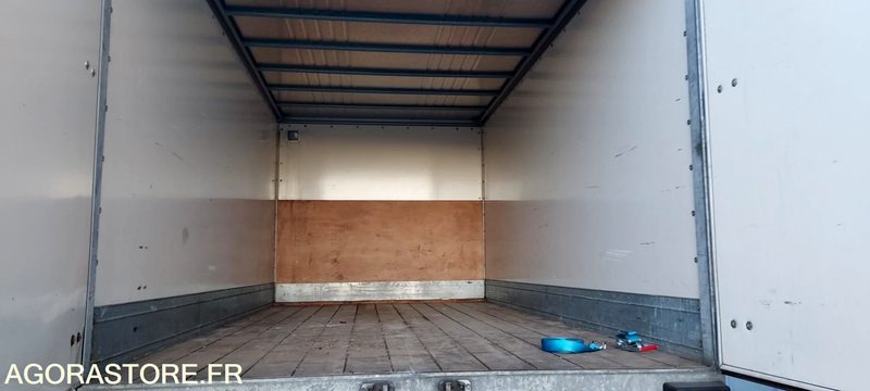PORTEUR ROUTIER - MIDLUM 220-15 - 3763 - 190000 KMS - - Kamion: slika PORTEUR ROUTIER - MIDLUM 220-15 - 3763 - 190000 KMS - - Kamion PORTEUR ROUTIER - MIDLUM 220-15 - 3763 - 190000 KMS - - Kamion: slika PORTEUR ROUTIER - MIDLUM 220-15 - 3763 - 190000 KMS - - Kamion