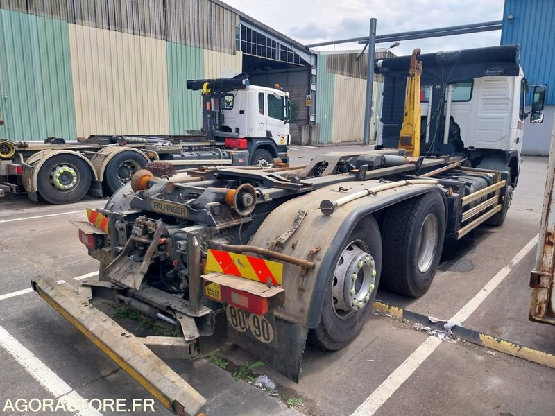 R52002-PORTEUR POLYBENNE VOLVO FM de 2011-BRAS GUIMA PALFINGER T18 - 576 225 Km. - Kamion: slika R52002-PORTEUR POLYBENNE VOLVO FM de 2011-BRAS GUIMA PALFINGER T18 - 576 225 Km. - Kamion R52002-PORTEUR POLYBENNE VOLVO FM de 2011-BRAS GUIMA PALFINGER T18 - 576 225 Km. - Kamion: slika R52002-PORTEUR POLYBENNE VOLVO FM de 2011-BRAS GUIMA PALFINGER T18 - 576 225 Km. - Kamion