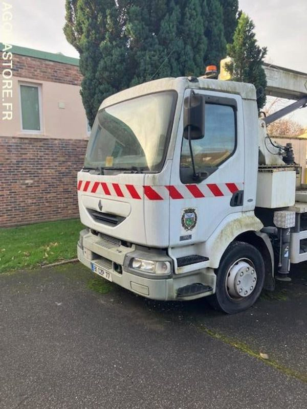 Renault Midliner (Nacelle) 2003 - 18441 kms - Kamion: slika Renault Midliner (Nacelle) 2003 - 18441 kms - Kamion Renault Midliner (Nacelle) 2003 - 18441 kms - Kamion: slika Renault Midliner (Nacelle) 2003 - 18441 kms - Kamion