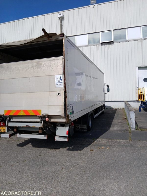 Renault Midlum - 2003 - 559259 Kms - Kamion: slika Renault Midlum - 2003 - 559259 Kms - Kamion Renault Midlum - 2003 - 559259 Kms - Kamion: slika Renault Midlum - 2003 - 559259 Kms - Kamion