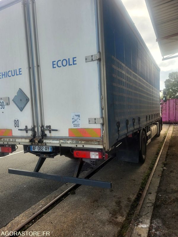 Renault Premium - 2009 - 470000 Kms - Kamion: slika Renault Premium - 2009 - 470000 Kms - Kamion Renault Premium - 2009 - 470000 Kms - Kamion: slika Renault Premium - 2009 - 470000 Kms - Kamion