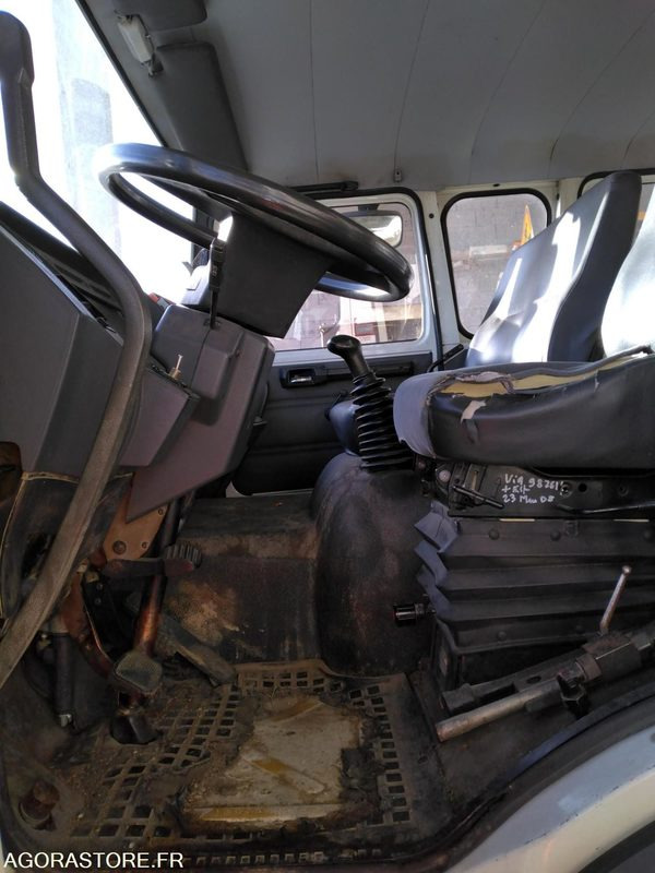 Renault double cabine, tri benne M140 Midlimer - Kamion: slika Renault double cabine, tri benne M140 Midlimer - Kamion Renault double cabine, tri benne M140 Midlimer - Kamion: slika Renault double cabine, tri benne M140 Midlimer - Kamion