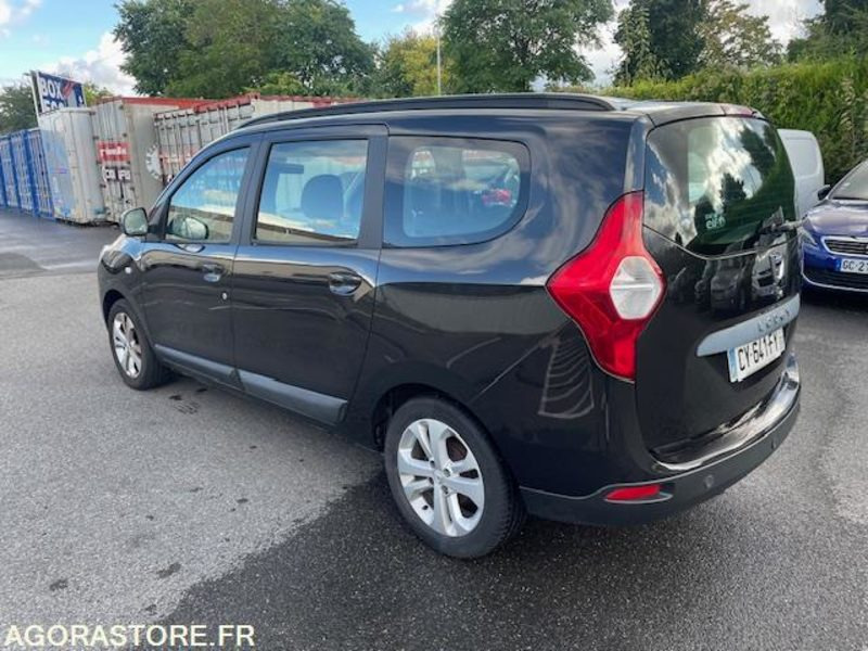 LODGY PRESTIGE 1.2 Tce 115cv. 09/2013. 161100 KM - Automobil: slika LODGY PRESTIGE 1.2 Tce 115cv. 09/2013. 161100 KM - Automobil LODGY PRESTIGE 1.2 Tce 115cv. 09/2013. 161100 KM - Automobil: slika LODGY PRESTIGE 1.2 Tce 115cv. 09/2013. 161100 KM - Automobil