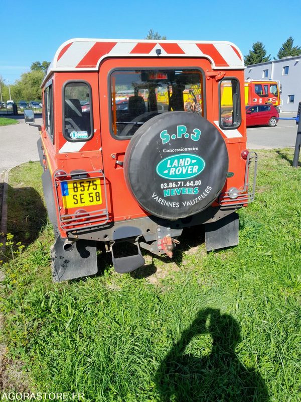 SUV Land Rover Defender - 2005 - 120713kms - 8575SE58: slika SUV Land Rover Defender - 2005 - 120713kms - 8575SE58 SUV Land Rover Defender - 2005 - 120713kms - 8575SE58: slika SUV Land Rover Defender - 2005 - 120713kms - 8575SE58