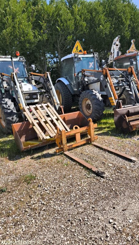 Lot Renault - Tracteur chargeur Renault ergos 105-god 0002- 2000 - 10958 et TR12 - Traktor: slika Lot Renault - Tracteur chargeur Renault ergos 105-god 0002- 2000 - 10958 et TR12 - Traktor Lot Renault - Tracteur chargeur Renault ergos 105-god 0002- 2000 - 10958 et TR12 - Traktor: slika Lot Renault - Tracteur chargeur Renault ergos 105-god 0002- 2000 - 10958 et TR12 - Traktor