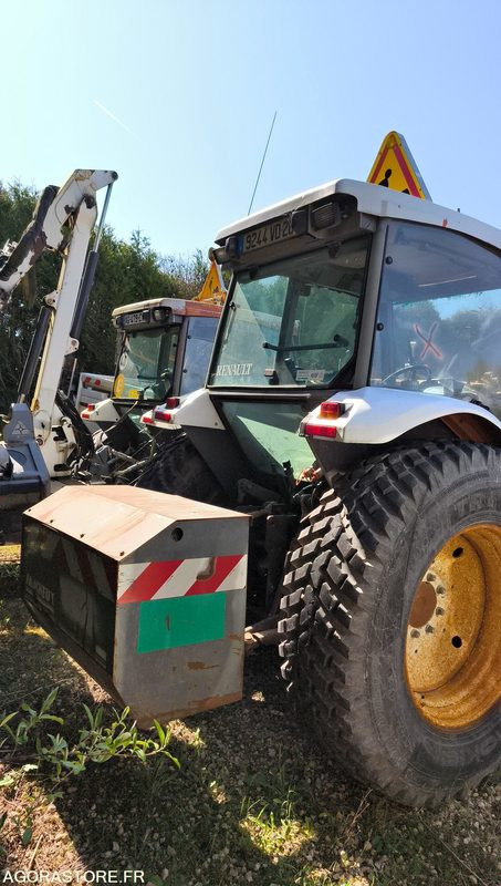 Lot Renault - Tracteur ergos 110-CF 056 - 2001 - 11404 et CHARGEUR FAUCHEUX TRF0 - Traktor: slika Lot Renault - Tracteur ergos 110-CF 056 - 2001 - 11404 et CHARGEUR FAUCHEUX TRF0 - Traktor Lot Renault - Tracteur ergos 110-CF 056 - 2001 - 11404 et CHARGEUR FAUCHEUX TRF0 - Traktor: slika Lot Renault - Tracteur ergos 110-CF 056 - 2001 - 11404 et CHARGEUR FAUCHEUX TRF0 - Traktor
