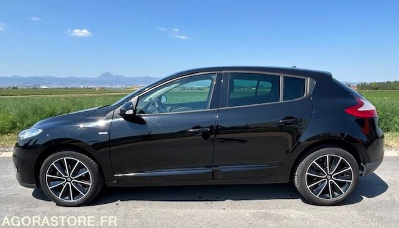 MEGANE 1.2 L TCE 115 CH BOSE EDITION - 2013 - 97 595 kms - Automobil: slika MEGANE 1.2 L TCE 115 CH BOSE EDITION - 2013 - 97 595 kms - Automobil MEGANE 1.2 L TCE 115 CH BOSE EDITION - 2013 - 97 595 kms - Automobil: slika MEGANE 1.2 L TCE 115 CH BOSE EDITION - 2013 - 97 595 kms - Automobil