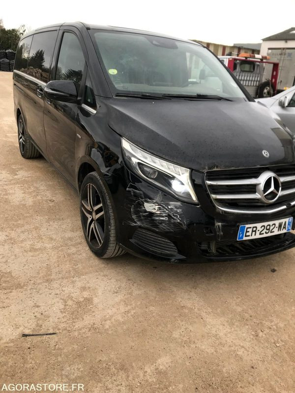 MERCEDES CLASSE V 250cdi 4 MATIC - 2017 / 44100 KM - Automobil: slika MERCEDES CLASSE V 250cdi 4 MATIC - 2017 / 44100 KM - Automobil MERCEDES CLASSE V 250cdi 4 MATIC - 2017 / 44100 KM - Automobil: slika MERCEDES CLASSE V 250cdi 4 MATIC - 2017 / 44100 KM - Automobil