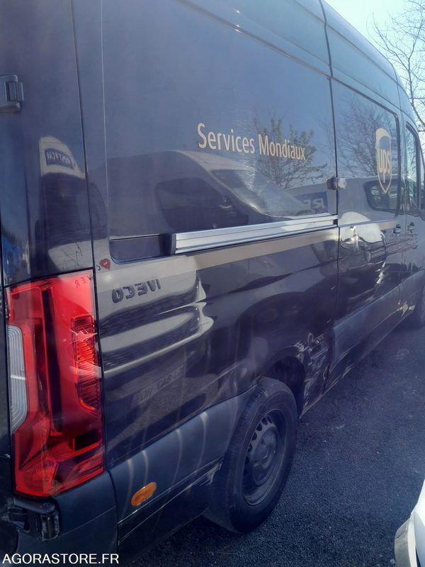 MERCEDES SPRINTER - 2020 - 137292 Kms - Furgon: slika MERCEDES SPRINTER - 2020 - 137292 Kms - Furgon MERCEDES SPRINTER - 2020 - 137292 Kms - Furgon: slika MERCEDES SPRINTER - 2020 - 137292 Kms - Furgon