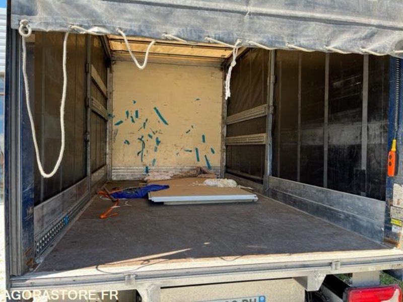 MERCEDES SPRINTER 516 CDI CAISSE DÉMÉNAGEMENT BACHÉ+ HAYON - 2018 - 202 600km - Furgon: slika MERCEDES SPRINTER 516 CDI CAISSE DÉMÉNAGEMENT BACHÉ+ HAYON - 2018 - 202 600km - Furgon MERCEDES SPRINTER 516 CDI CAISSE DÉMÉNAGEMENT BACHÉ+ HAYON - 2018 - 202 600km - Furgon: slika MERCEDES SPRINTER 516 CDI CAISSE DÉMÉNAGEMENT BACHÉ+ HAYON - 2018 - 202 600km - Furgon
