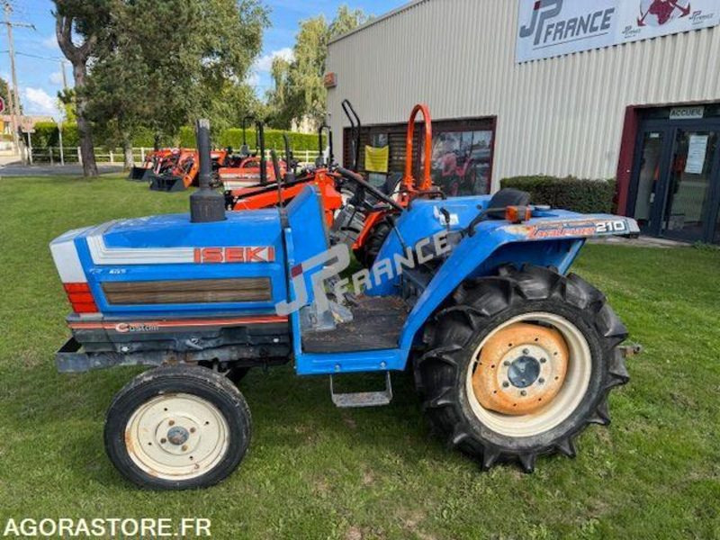 MICRO TRACTEUR ISEKI 22 CV 3 cylindres diesel 1194H 2RM - Traktor: slika  MICRO TRACTEUR ISEKI 22 CV 3 cylindres diesel 1194H 2RM - Traktor MICRO TRACTEUR ISEKI 22 CV 3 cylindres diesel 1194H 2RM - Traktor: slika  MICRO TRACTEUR ISEKI 22 CV 3 cylindres diesel 1194H 2RM - Traktor