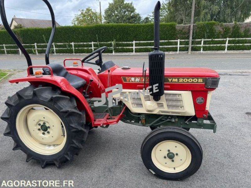 MICROTRACTEUR YANMAR 20CV 2 CYLINDRES 1150CM3 D'OCCASION 2RM TRES BON ETAT 810H - Traktor: slika MICROTRACTEUR YANMAR 20CV 2 CYLINDRES 1150CM3 D'OCCASION 2RM TRES BON ETAT 810H - Traktor MICROTRACTEUR YANMAR 20CV 2 CYLINDRES 1150CM3 D'OCCASION 2RM TRES BON ETAT 810H - Traktor: slika MICROTRACTEUR YANMAR 20CV 2 CYLINDRES 1150CM3 D'OCCASION 2RM TRES BON ETAT 810H - Traktor