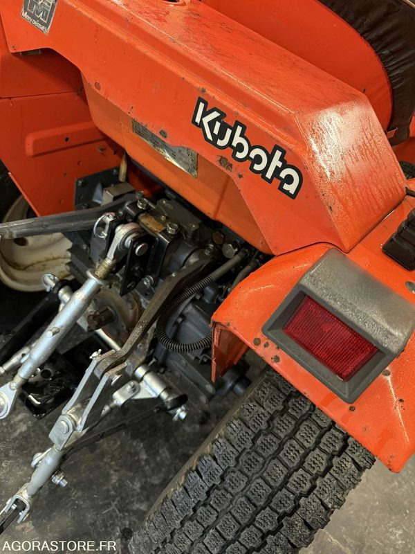 Micro tracteur KUBOTA B40 4X4 - Traktor: slika Micro tracteur KUBOTA B40 4X4 - Traktor Micro tracteur KUBOTA B40 4X4 - Traktor: slika Micro tracteur KUBOTA B40 4X4 - Traktor