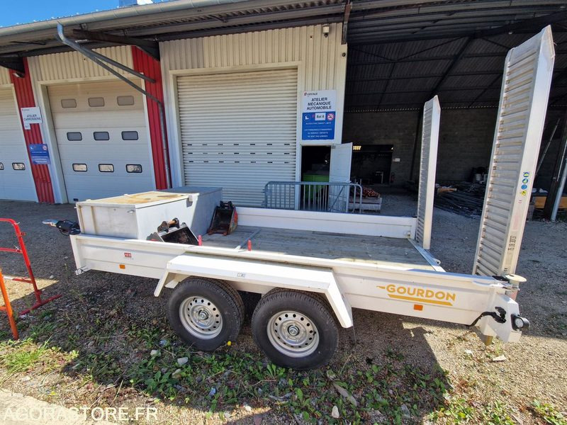 Mini Pelle 1T JCB 8010CTS + Remorque - 2023 / (NEUVE) 19 HEURES (EMF201) - Mini bager: slika Mini Pelle 1T JCB 8010CTS + Remorque - 2023 / (NEUVE) 19 HEURES (EMF201) - Mini bager Mini Pelle 1T JCB 8010CTS + Remorque - 2023 / (NEUVE) 19 HEURES (EMF201) - Mini bager: slika Mini Pelle 1T JCB 8010CTS + Remorque - 2023 / (NEUVE) 19 HEURES (EMF201) - Mini bager