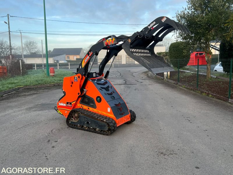Mini chargeur porte outils BOLEO 25cv SV25H - Utovarivač: slika Mini chargeur porte outils BOLEO 25cv SV25H - Utovarivač Mini chargeur porte outils BOLEO 25cv SV25H - Utovarivač: slika Mini chargeur porte outils BOLEO 25cv SV25H - Utovarivač