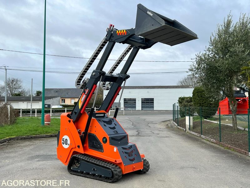 Mini chargeuse a chenilles 48cv - 2023 - Kompaktni utovarivač gusjeničar: slika Mini chargeuse a chenilles 48cv - 2023 - Kompaktni utovarivač gusjeničar Mini chargeuse a chenilles 48cv - 2023 - Kompaktni utovarivač gusjeničar: slika Mini chargeuse a chenilles 48cv - 2023 - Kompaktni utovarivač gusjeničar