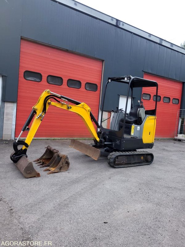 Mini pelle bobcat e17 - Mini bager: slika Mini pelle bobcat e17 - Mini bager Mini pelle bobcat e17 - Mini bager: slika Mini pelle bobcat e17 - Mini bager