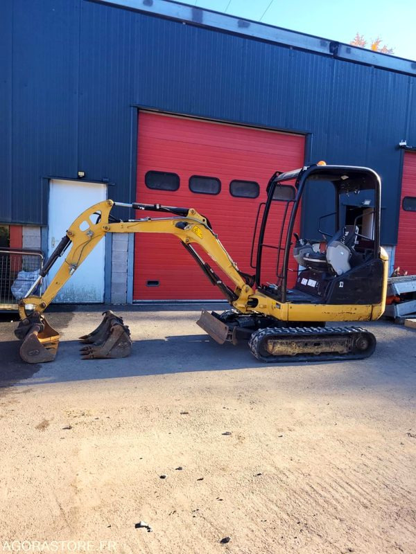 Mini pelle caterpillar 301.7 - Mini bager: slika Mini pelle caterpillar 301.7 - Mini bager Mini pelle caterpillar 301.7 - Mini bager: slika Mini pelle caterpillar 301.7 - Mini bager
