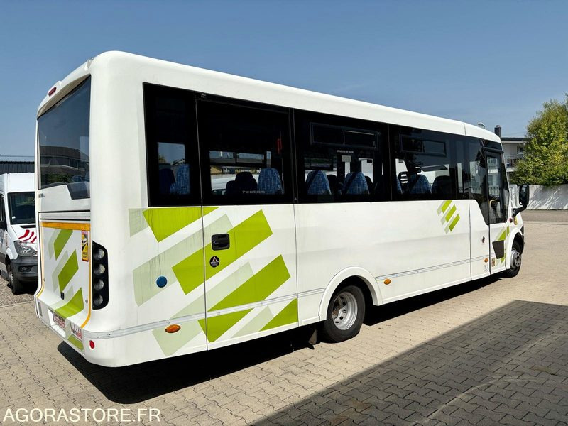 Minicar IVECO INDCAR 2014 - 273.132km - EEV - Parc 274 - Minibus, Putnički kombi: slika Minicar IVECO INDCAR 2014 - 273.132km - EEV - Parc 274 - Minibus, Putnički kombi Minicar IVECO INDCAR 2014 - 273.132km - EEV - Parc 274 - Minibus, Putnički kombi: slika Minicar IVECO INDCAR 2014 - 273.132km - EEV - Parc 274 - Minibus, Putnički kombi