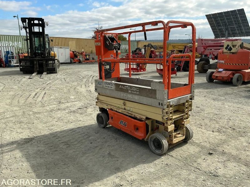 Nacelle ciseaux électrique 8M JLG 1930ES - Podizna platforma: slika Nacelle ciseaux électrique 8M JLG 1930ES - Podizna platforma Nacelle ciseaux électrique 8M JLG 1930ES - Podizna platforma: slika Nacelle ciseaux électrique 8M JLG 1930ES - Podizna platforma