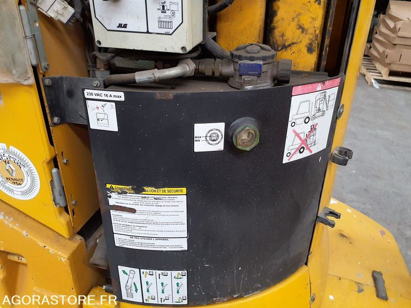 Nacelles à mât vertical GROVE TOUCAN 861 - Podizna platforma: slika  Nacelles à mât vertical GROVE TOUCAN 861 - Podizna platforma Nacelles à mât vertical GROVE TOUCAN 861 - Podizna platforma: slika  Nacelles à mât vertical GROVE TOUCAN 861 - Podizna platforma