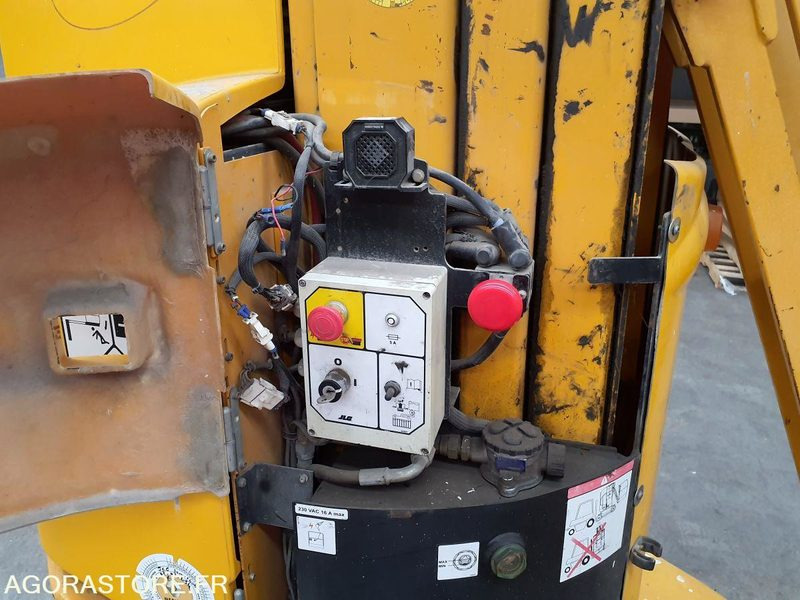 Nacelles à mât vertical GROVE TOUCAN 861 - Podizna platforma: slika  Nacelles à mât vertical GROVE TOUCAN 861 - Podizna platforma Nacelles à mât vertical GROVE TOUCAN 861 - Podizna platforma: slika  Nacelles à mât vertical GROVE TOUCAN 861 - Podizna platforma