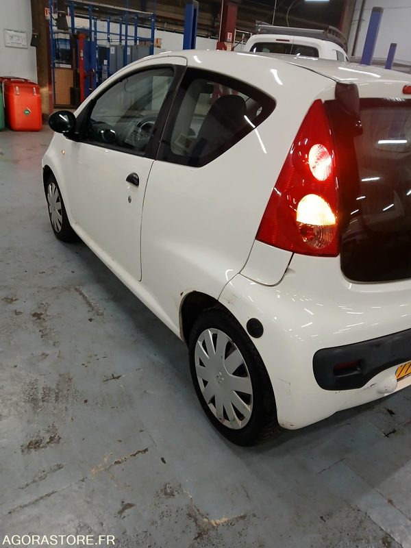 PEUGEOT 107 - 2008 - 142642 KM - Automobil: slika PEUGEOT 107 - 2008 - 142642 KM - Automobil PEUGEOT 107 - 2008 - 142642 KM - Automobil: slika PEUGEOT 107 - 2008 - 142642 KM - Automobil