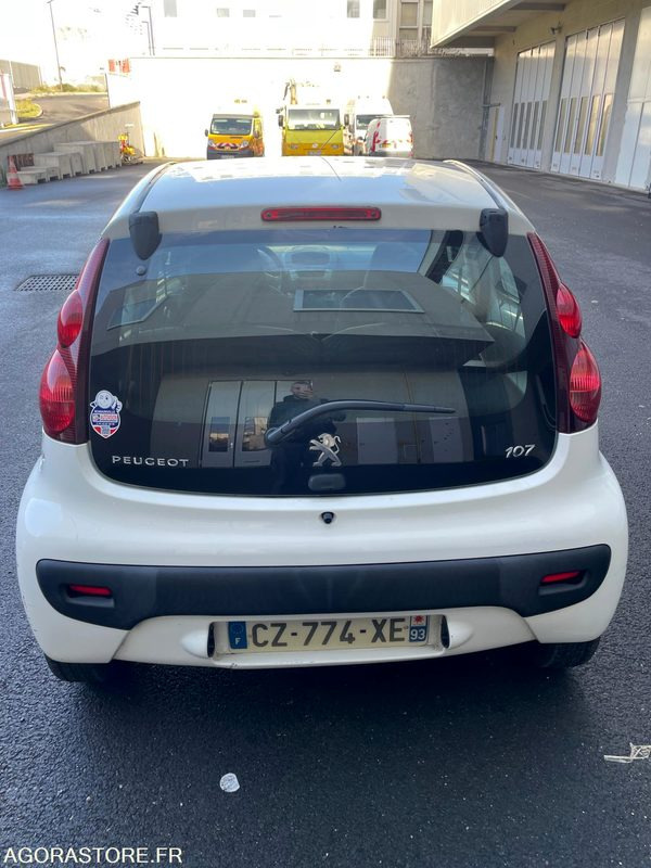 PEUGEOT 107 CZ-774-XE - Automobil: slika PEUGEOT 107 CZ-774-XE - Automobil PEUGEOT 107 CZ-774-XE - Automobil: slika PEUGEOT 107 CZ-774-XE - Automobil