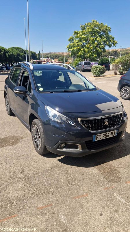 PEUGEOT 2008 - 2018 - 135495KM - SUV: slika PEUGEOT 2008 - 2018 - 135495KM - SUV PEUGEOT 2008 - 2018 - 135495KM - SUV: slika PEUGEOT 2008 - 2018 - 135495KM - SUV