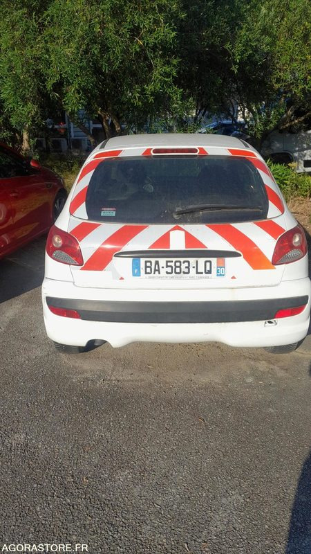 PEUGEOT 206 + BA583LQ // 2010 // NON ROULANT - Automobil: slika PEUGEOT 206 + BA583LQ // 2010 // NON ROULANT - Automobil PEUGEOT 206 + BA583LQ // 2010 // NON ROULANT - Automobil: slika PEUGEOT 206 + BA583LQ // 2010 // NON ROULANT - Automobil