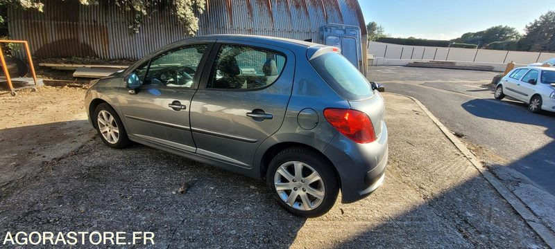 PEUGEOT 207 - 2009 - Automobil: slika PEUGEOT 207 - 2009 - Automobil PEUGEOT 207 - 2009 - Automobil: slika PEUGEOT 207 - 2009 - Automobil