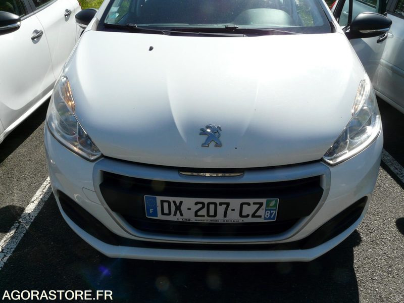 PEUGEOT 208 DX207CZ - Automobil: slika  PEUGEOT 208 DX207CZ - Automobil PEUGEOT 208 DX207CZ - Automobil: slika  PEUGEOT 208 DX207CZ - Automobil