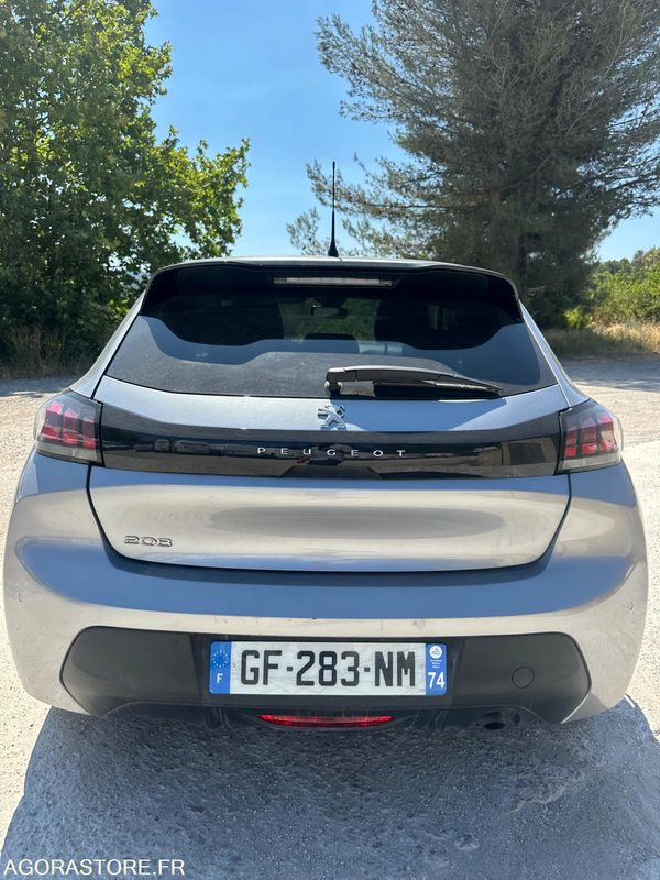 PEUGEOT 208 II Boite auto 107000kms 2022 - Automobil: slika PEUGEOT 208 II Boite auto 107000kms 2022 - Automobil PEUGEOT 208 II Boite auto 107000kms 2022 - Automobil: slika PEUGEOT 208 II Boite auto 107000kms 2022 - Automobil