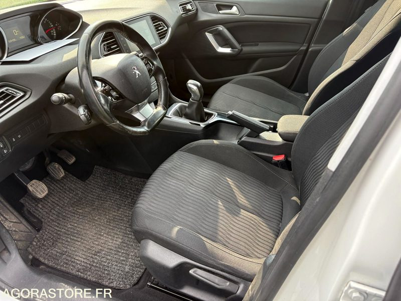 PEUGEOT 308 DIESEL 1.6 L HDI - Automobil: slika PEUGEOT 308 DIESEL 1.6 L HDI - Automobil PEUGEOT 308 DIESEL 1.6 L HDI - Automobil: slika PEUGEOT 308 DIESEL 1.6 L HDI - Automobil