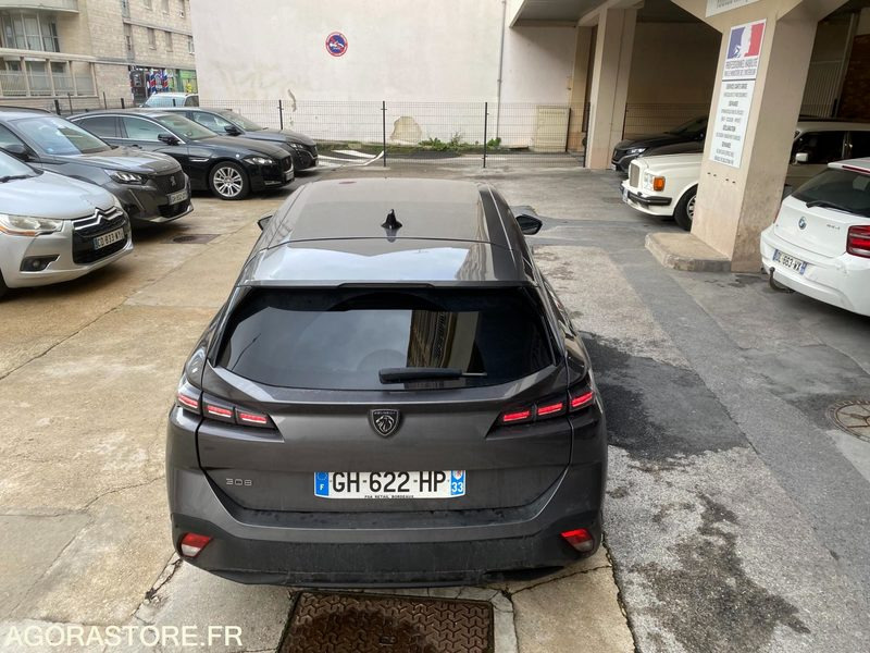 PEUGEOT 308 III Active Pack(P5) SW 1.5 BlueHDi EAT8 130 cv Boîte auto Pas de TVA - Karavan: slika PEUGEOT 308 III Active Pack(P5) SW 1.5 BlueHDi EAT8 130 cv Boîte auto Pas de TVA - Karavan PEUGEOT 308 III Active Pack(P5) SW 1.5 BlueHDi EAT8 130 cv Boîte auto Pas de TVA - Karavan: slika PEUGEOT 308 III Active Pack(P5) SW 1.5 BlueHDi EAT8 130 cv Boîte auto Pas de TVA - Karavan