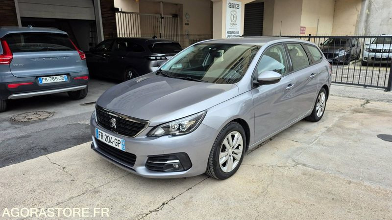 PEUGEOT 308 SW 1.5 BLUEHDI 100 ACTIVE BUSINESS PAS DE TVA - Karavan: slika PEUGEOT 308 SW 1.5 BLUEHDI 100 ACTIVE BUSINESS PAS DE TVA - Karavan PEUGEOT 308 SW 1.5 BLUEHDI 100 ACTIVE BUSINESS PAS DE TVA - Karavan: slika PEUGEOT 308 SW 1.5 BLUEHDI 100 ACTIVE BUSINESS PAS DE TVA - Karavan