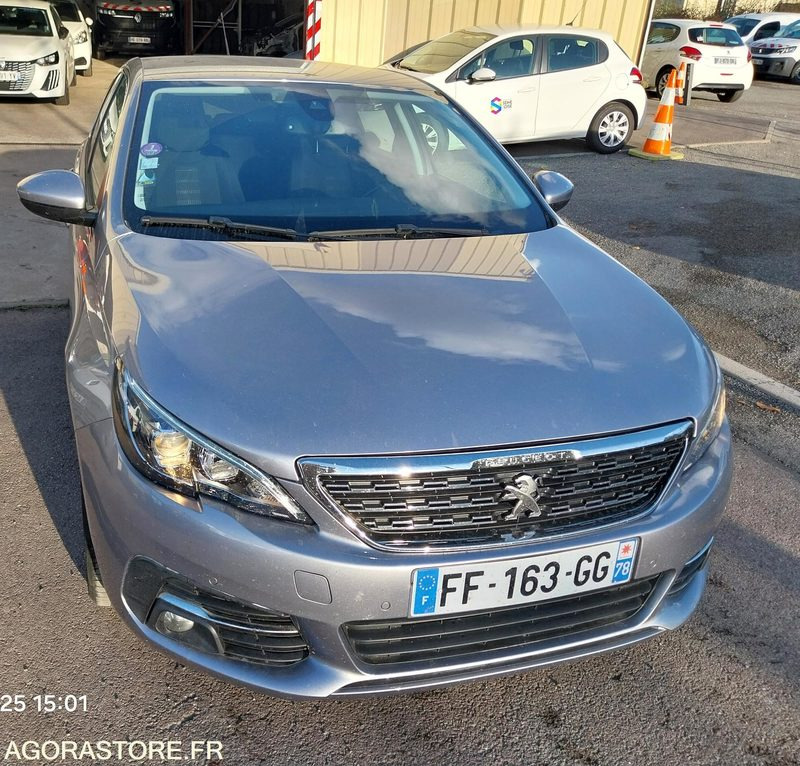 PEUGEOT 308 phase II - 110ch - 2019 - 88946km - ESSENCE - Automobil: slika PEUGEOT 308 phase II - 110ch - 2019 - 88946km - ESSENCE - Automobil PEUGEOT 308 phase II - 110ch - 2019 - 88946km - ESSENCE - Automobil: slika PEUGEOT 308 phase II - 110ch - 2019 - 88946km - ESSENCE - Automobil