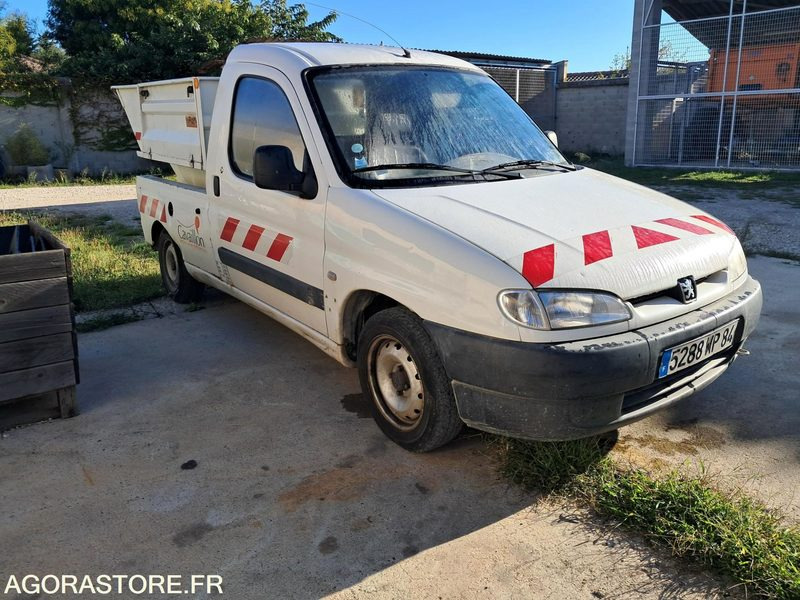 PEUGEOT PARTNER BENNE - Mali kombi: slika PEUGEOT PARTNER BENNE - Mali kombi PEUGEOT PARTNER BENNE - Mali kombi: slika PEUGEOT PARTNER BENNE - Mali kombi