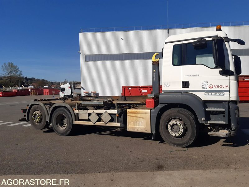 PORTEUR AMPLIROLL MAN - BRAS MARREL - 2017 - 271697 Km - (R52433) - Kamion s kukastom dizalicom: slika PORTEUR AMPLIROLL MAN - BRAS MARREL - 2017 - 271697 Km - (R52433) - Kamion s kukastom dizalicom PORTEUR AMPLIROLL MAN - BRAS MARREL - 2017 - 271697 Km - (R52433) - Kamion s kukastom dizalicom: slika PORTEUR AMPLIROLL MAN - BRAS MARREL - 2017 - 271697 Km - (R52433) - Kamion s kukastom dizalicom