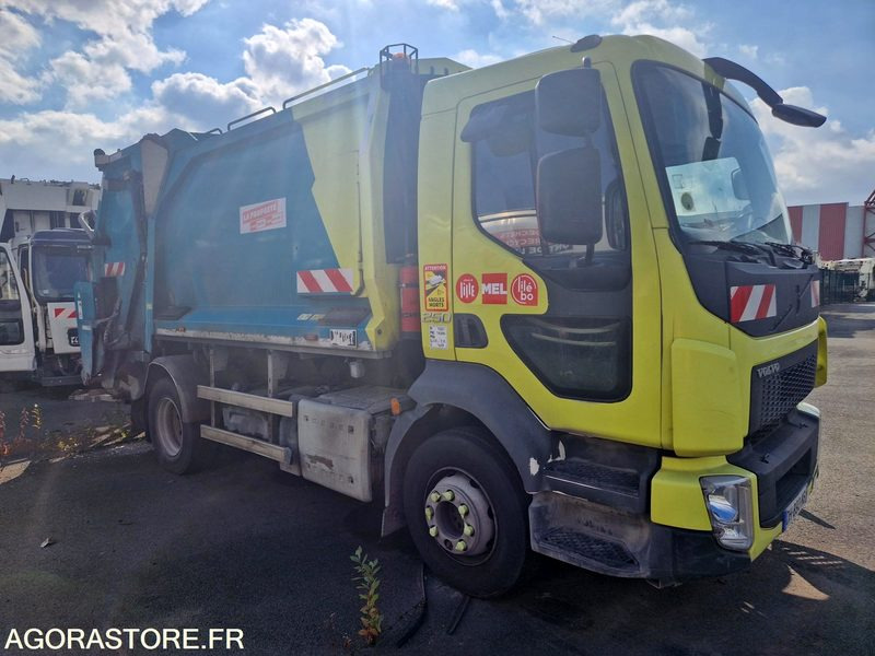 PORTEUR BOM 16T VOLVO GEESINK (C4007) 2014 (215740 KMS) - Kamion za odvoz smeća: slika PORTEUR BOM 16T VOLVO GEESINK (C4007) 2014 (215740 KMS) - Kamion za odvoz smeća PORTEUR BOM 16T VOLVO GEESINK (C4007) 2014 (215740 KMS) - Kamion za odvoz smeća: slika PORTEUR BOM 16T VOLVO GEESINK (C4007) 2014 (215740 KMS) - Kamion za odvoz smeća