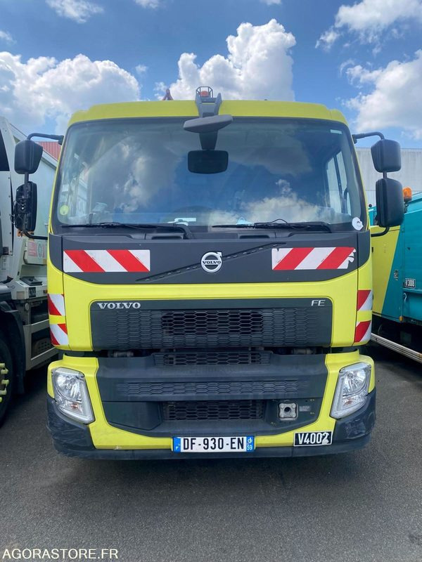 PORTEUR BOM 26T VOLVO GEESINK - 160803km- 2014 (4002) - Kamion za odvoz smeća: slika PORTEUR BOM 26T VOLVO GEESINK - 160803km- 2014 (4002) - Kamion za odvoz smeća PORTEUR BOM 26T VOLVO GEESINK - 160803km- 2014 (4002) - Kamion za odvoz smeća: slika PORTEUR BOM 26T VOLVO GEESINK - 160803km- 2014 (4002) - Kamion za odvoz smeća