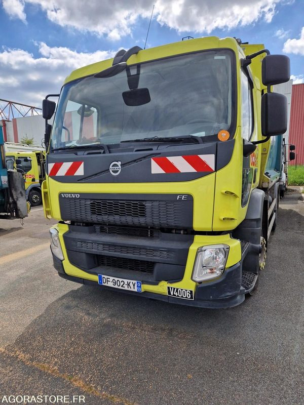 *PORTEUR BOM 26T VOLVO GEESINK - 2014 - - Kamion za odvoz smeća: slika *PORTEUR BOM 26T VOLVO GEESINK - 2014 - - Kamion za odvoz smeća *PORTEUR BOM 26T VOLVO GEESINK - 2014 - - Kamion za odvoz smeća: slika *PORTEUR BOM 26T VOLVO GEESINK - 2014 - - Kamion za odvoz smeća