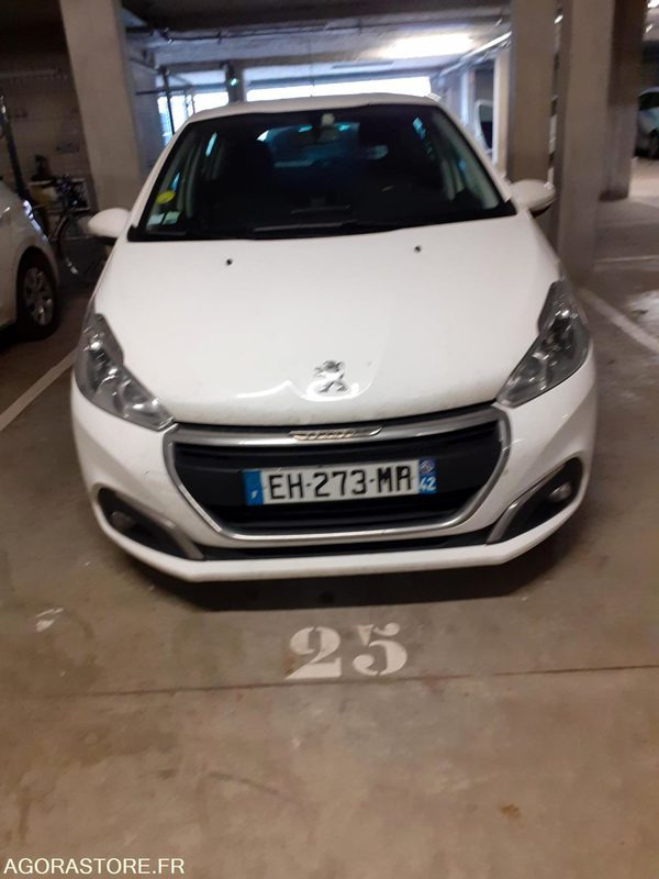 Peugeot 208 - 2016 - 225495 kms - Automobil: slika Peugeot 208 - 2016 - 225495 kms - Automobil Peugeot 208 - 2016 - 225495 kms - Automobil: slika Peugeot 208 - 2016 - 225495 kms - Automobil