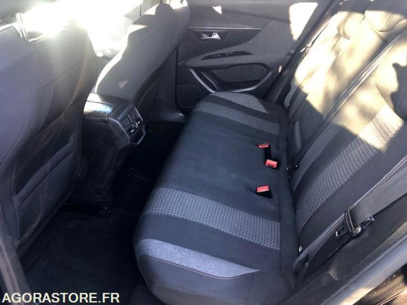 Peugeot 3008 BlueHdi 120 S&S Allure Business BOITE AUTO EAT8 - Courroie faite - Automobil: slika Peugeot 3008 BlueHdi 120 S&S Allure Business BOITE AUTO EAT8 - Courroie faite - Automobil Peugeot 3008 BlueHdi 120 S&S Allure Business BOITE AUTO EAT8 - Courroie faite - Automobil: slika Peugeot 3008 BlueHdi 120 S&S Allure Business BOITE AUTO EAT8 - Courroie faite - Automobil