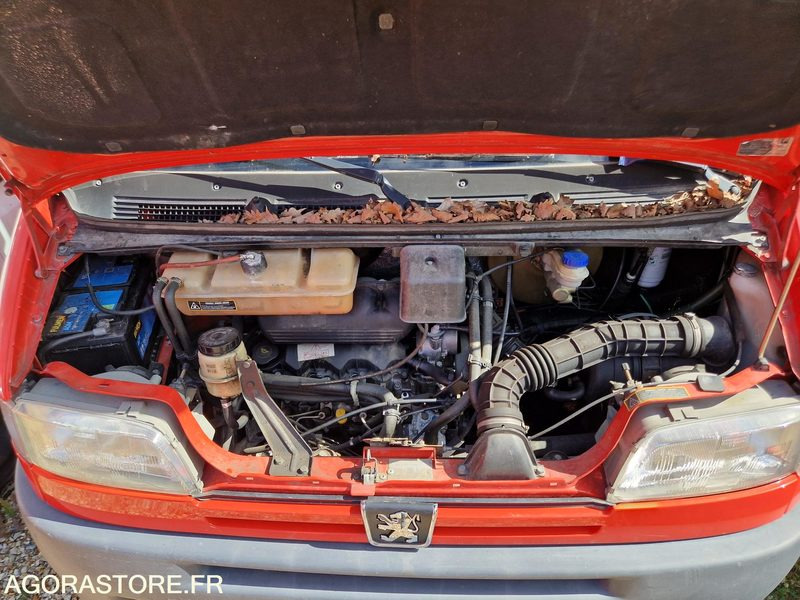 Peugeot Boxer- 2000 - 43336 - 3275XC27 - Furgon: slika Peugeot Boxer- 2000 - 43336 - 3275XC27 - Furgon Peugeot Boxer- 2000 - 43336 - 3275XC27 - Furgon: slika Peugeot Boxer- 2000 - 43336 - 3275XC27 - Furgon